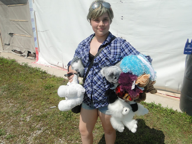/pictures/CornRoast2014/Image044.jpg