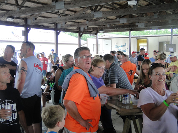 /pictures/CornRoast2016/DSC04966.jpg