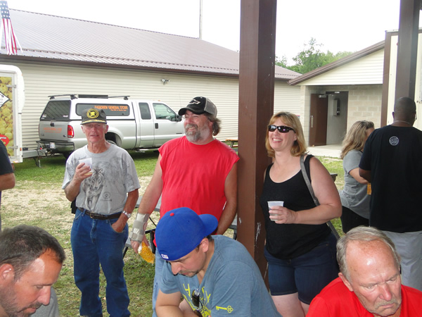 /pictures/CornRoast2016/DSC04992.jpg