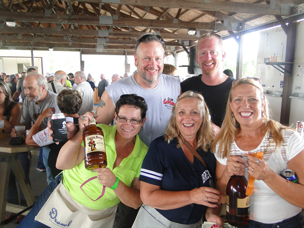 /pictures/CornRoast2016/DSC04999.jpg