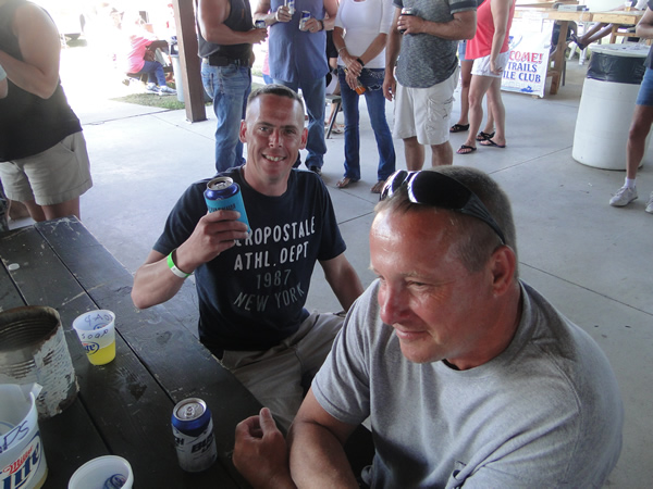 /pictures/CornRoast2016/DSC05027.jpg