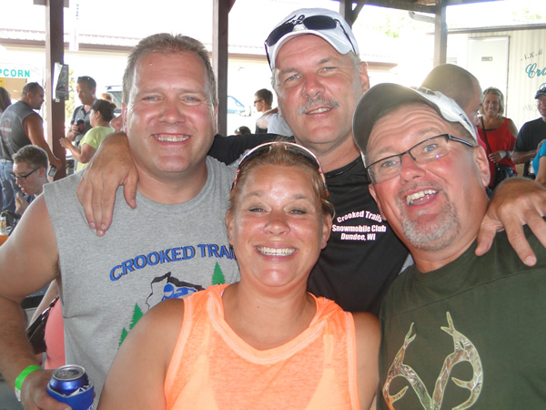 /pictures/CornRoast2016/DSC05072.jpg