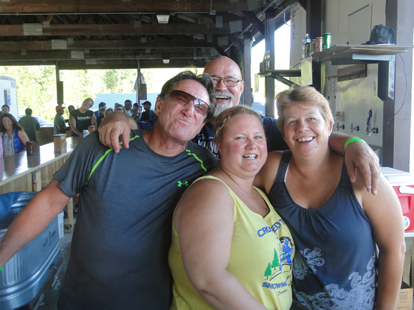 /pictures/CornRoast2016/DSC05095.jpg