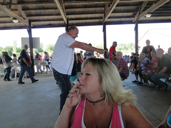 /pictures/CornRoast2017/DSC05790.jpg
