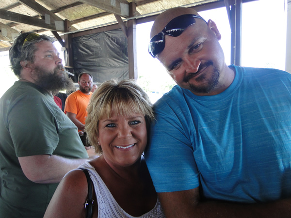/pictures/CornRoast2017/DSC05818.jpg