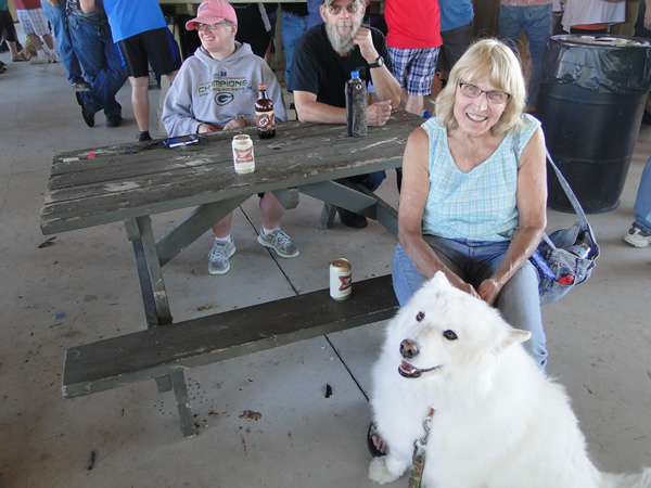 /pictures/CornRoast2017/DSC05821.jpg