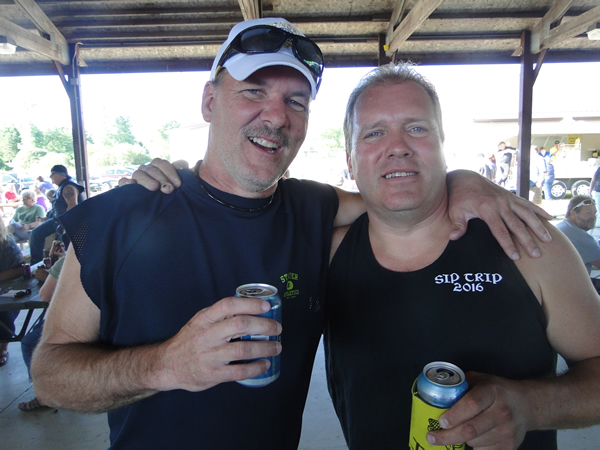 /pictures/CornRoast2017/DSC05848.jpg