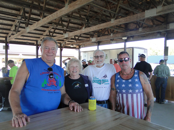 /pictures/CornRoast2017/DSC05856.jpg