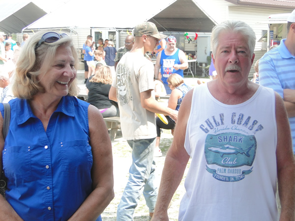 /pictures/CornRoast2018/DSC06167.jpg