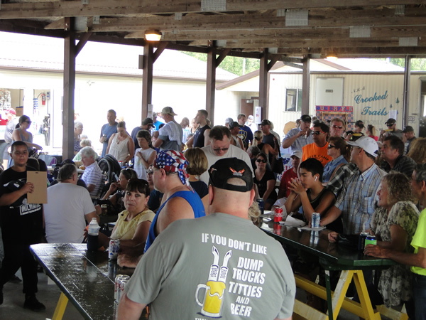 /pictures/CornRoast2018/DSC06173.jpg