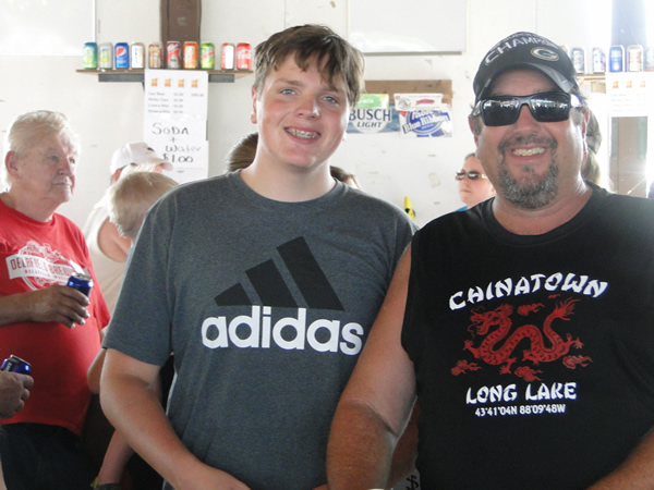 /pictures/CornRoast2018/DSC06217.jpg