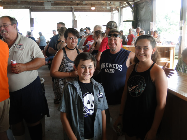 /pictures/CornRoast2018/DSC06218.jpg