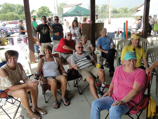 /pictures/CornRoast2018/DSC06257.jpg