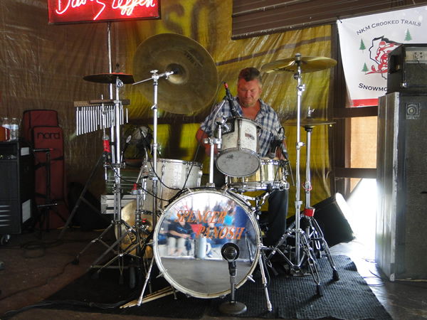 /pictures/CornRoast2018/DSC06280.jpg