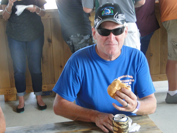 /pictures/CornRoast2018/DSC06311.jpg