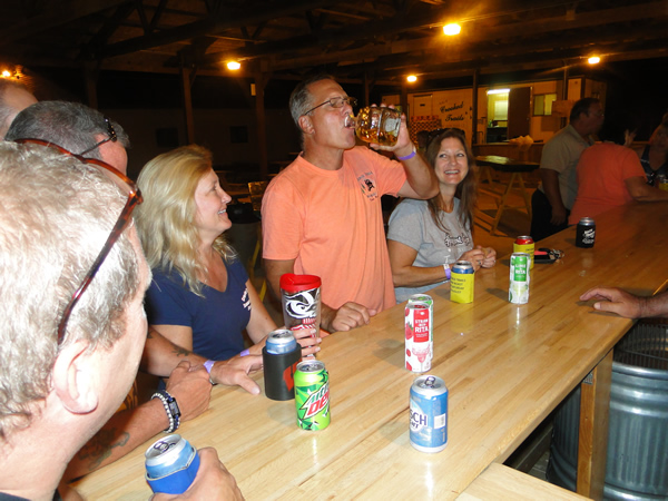 /pictures/CornRoast2018/DSC06348.jpg
