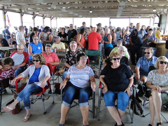 /pictures/CornRoast2019/DSC06780.jpg