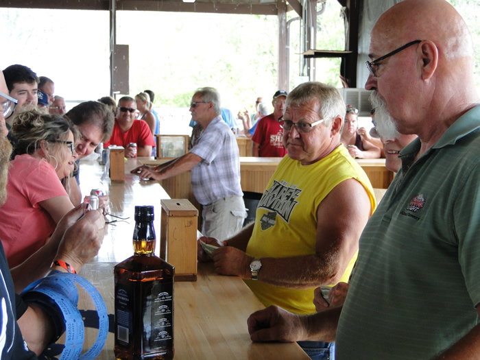 /pictures/CornRoast2019/DSC06788.jpg