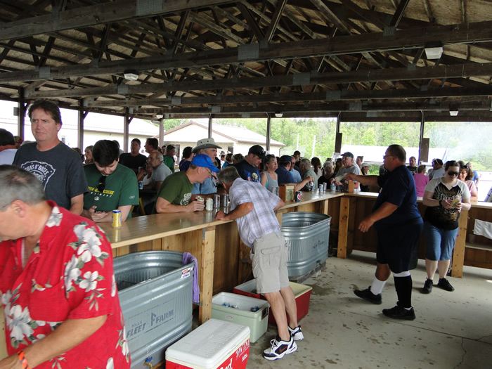 /pictures/CornRoast2019/DSC06814.jpg