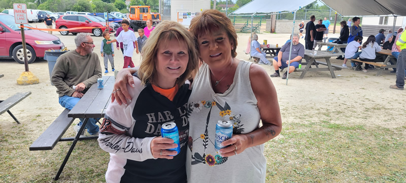 /pictures/CornRoast2022/20220813_155059.jpg
