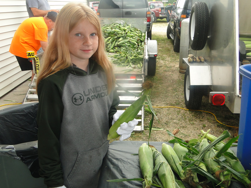 /pictures/CornRoast2022/DSC07246.jpg