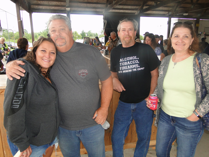 /pictures/CornRoast2022/DSC07278.jpg