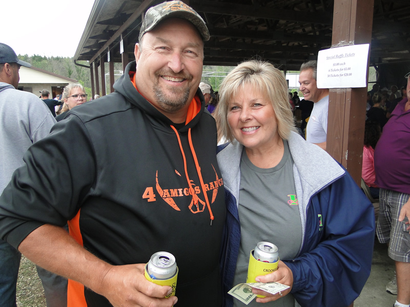 /pictures/CornRoast2022/DSC07314.jpg