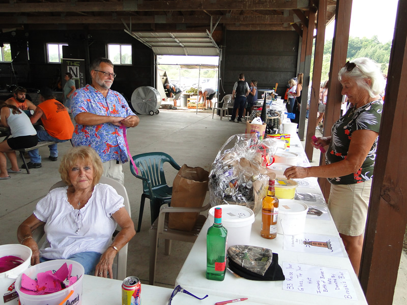 /pictures/CornRoast2025/DSC07908.jpg