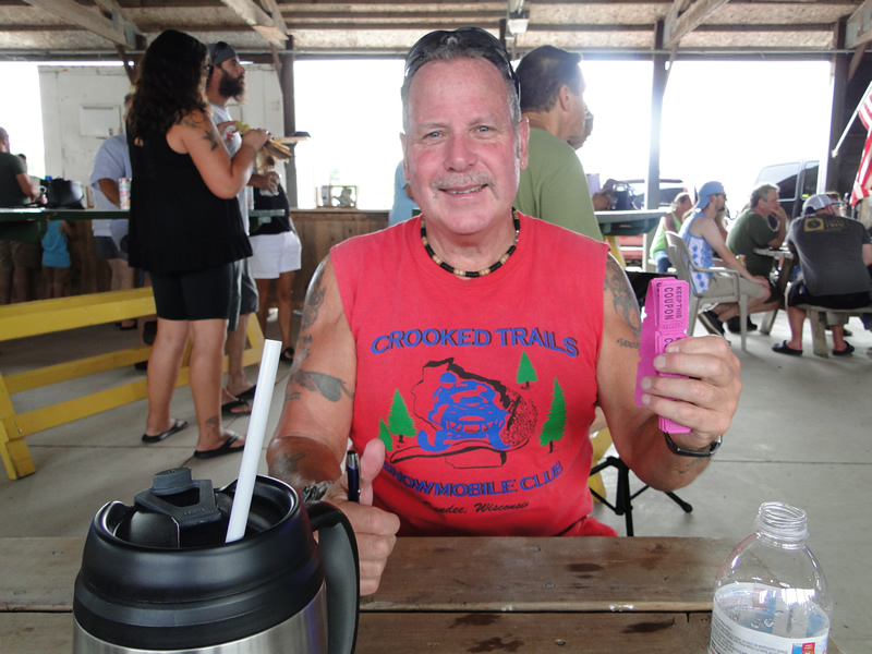 /pictures/CornRoast2025/DSC07931.jpg